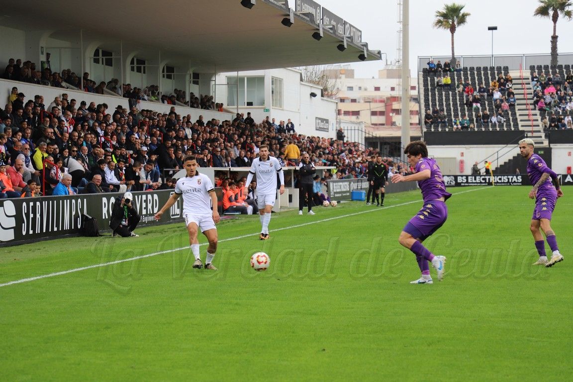 El colista Alcorcón aprovecha sus dos únicas ocasiones para llevarse los tres puntos del Murube (0-2)