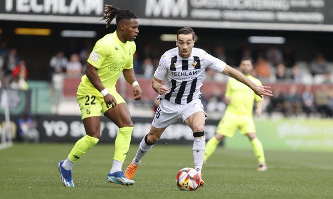 El Castellón, máximo goleador de la Primera RFEF, ha fallado los cinco penaltis que ha lanzado este año