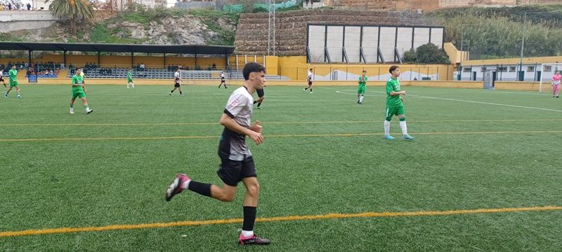 La salvación pasa por ganar al San Roque Balompié