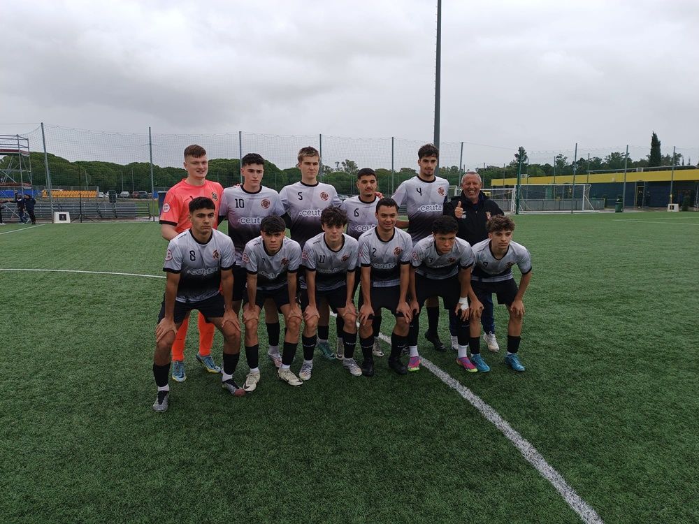 El Polillas cae derrotado ante el Cádiz B y se hunde en el descenso