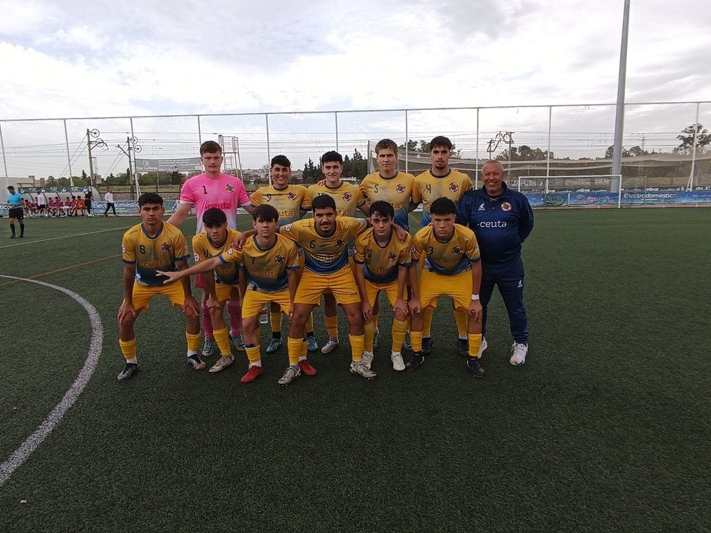 El Polillas cae ante el San Roque Balompié y se complica su permanencia en la Liga Nacional Juvenil