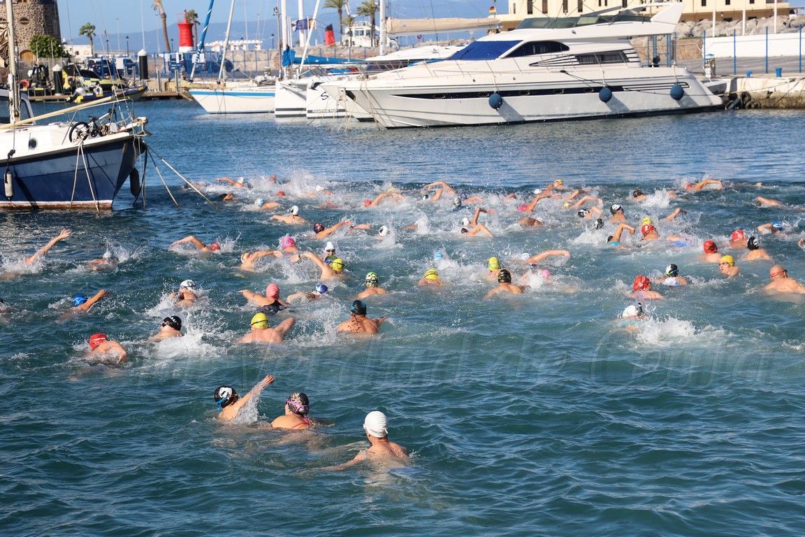 La Travesía a Nado al Puerto de Ceuta celebra su 81ª edición con gran participación
