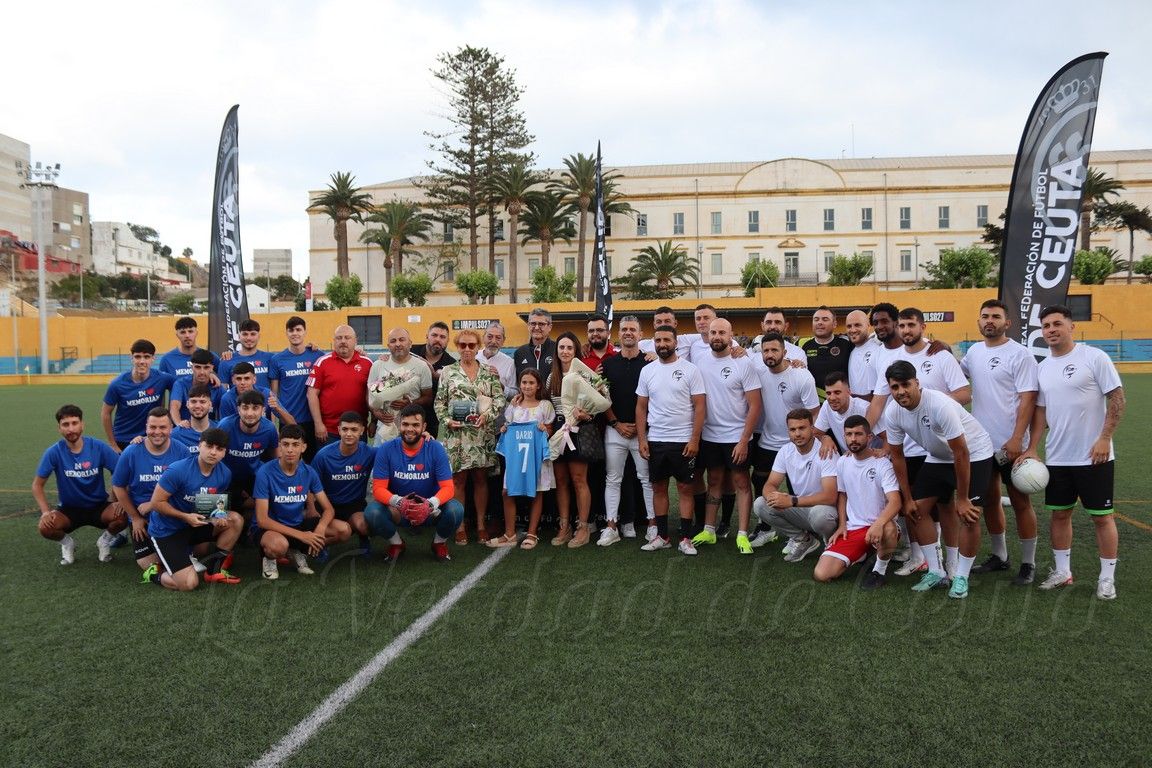 Homenaje a Darío Duzmán e Ilias Mustafa en el Martínez “Pirri”
