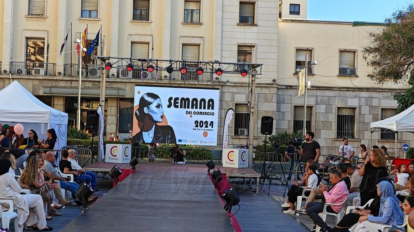 Semana Comercio desfile 1 08