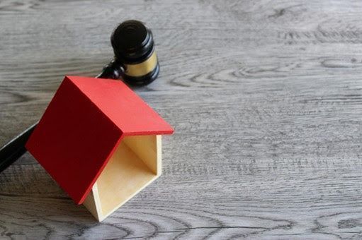Hasta un año de multa si entras por la fuerza en tu vivienda ocupada en vacaciones