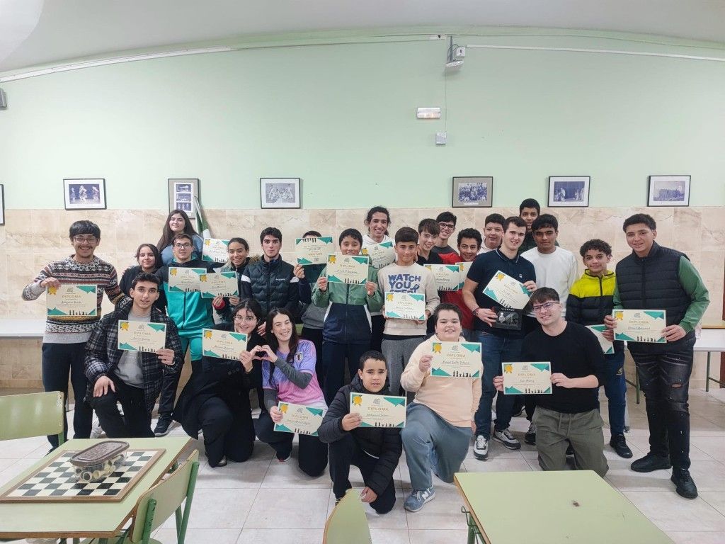 Se celebra el torneo de ajedrez "Intercentros Siete Colinas"