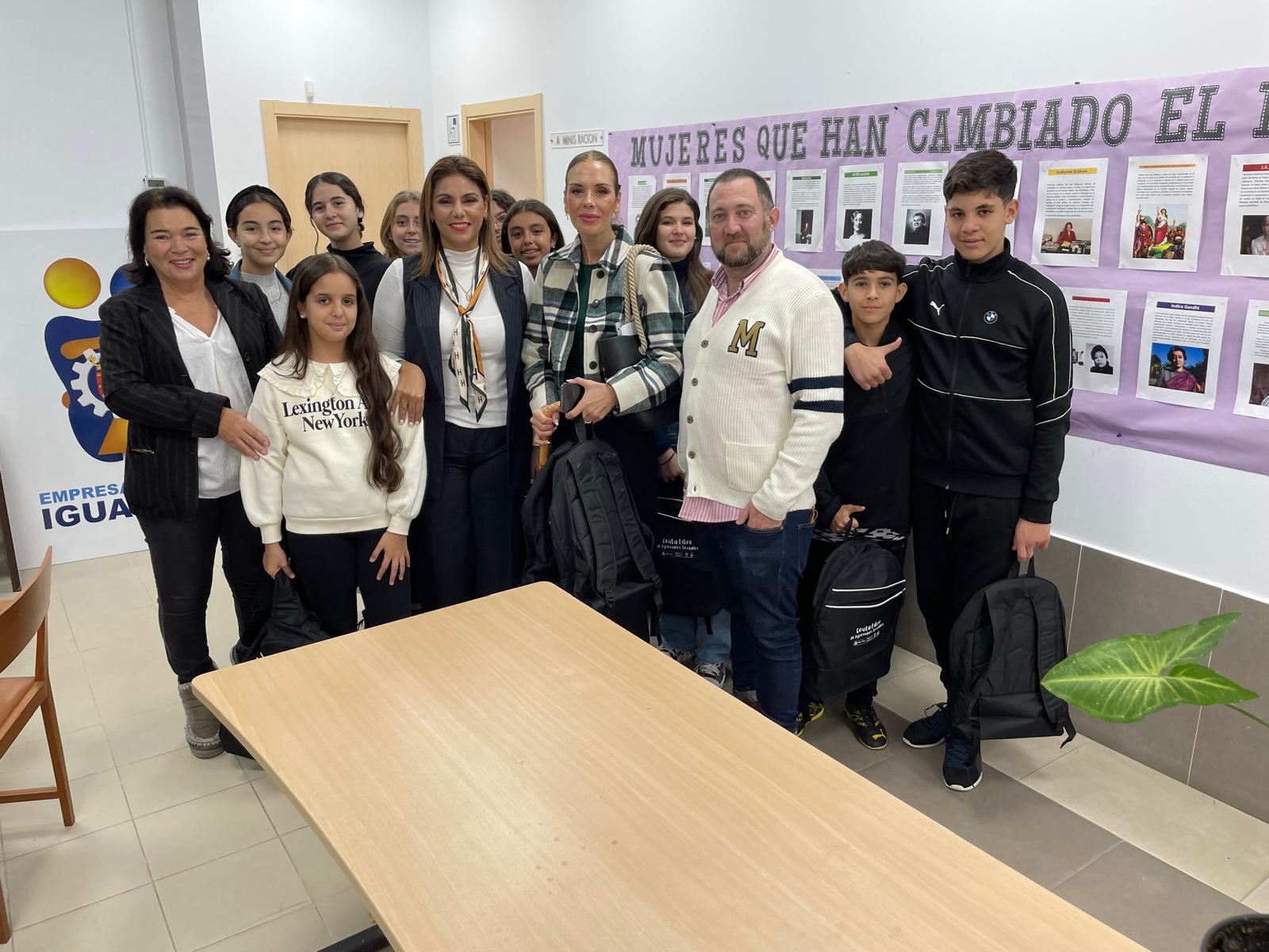 Estudiantes del Almina visitan el Centro Asesor de la Mujer