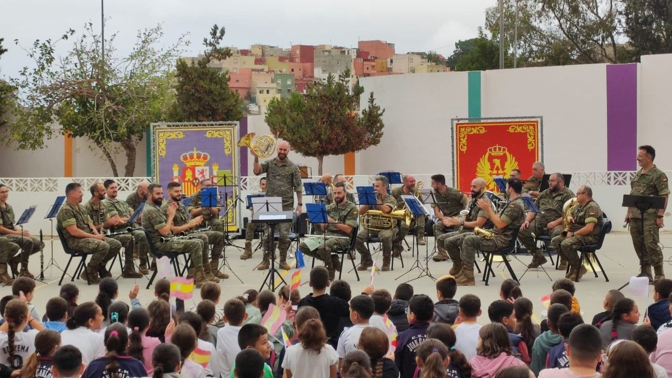 Colegio Juan Carlos I banda musica Comandancia 2