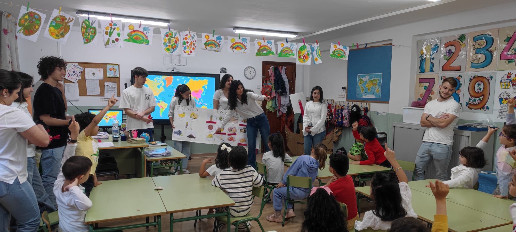 El Proyecto Hermes lleva el mundo americano al CEIP Lope de Vega