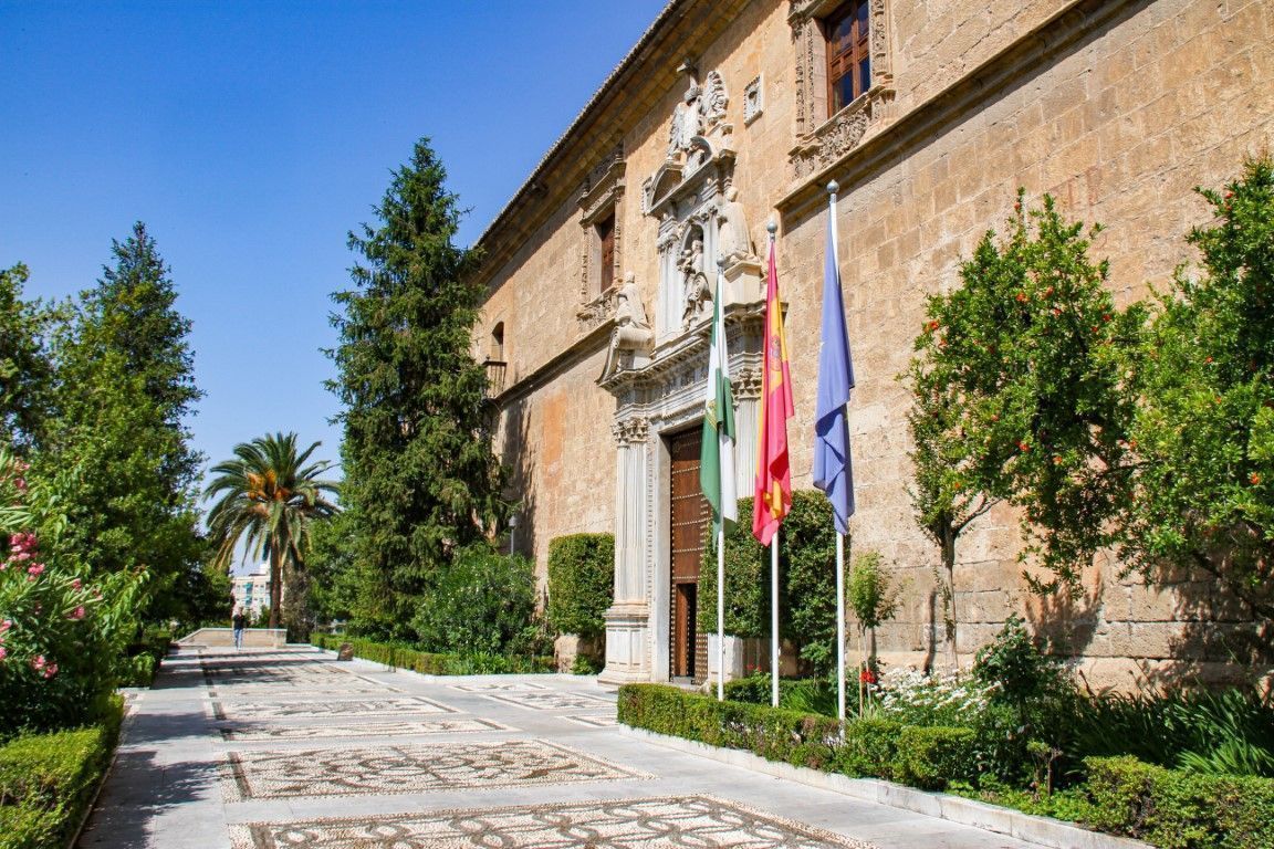 La Universidad de Granada se posiciona entre las 4 mejores universidades de España y la primera de Andalucía según el U-Ranking 2024