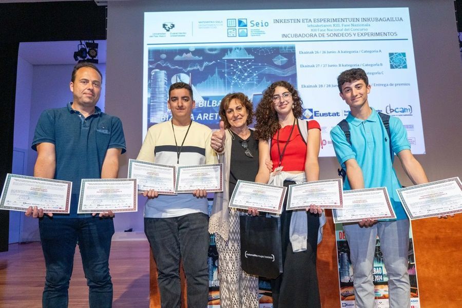 La fase local de Andalucía, Ceuta y Melilla gana el primer premio de la XIII Fase Nacional del concurso “Incubadora de sondeos y experimentos”