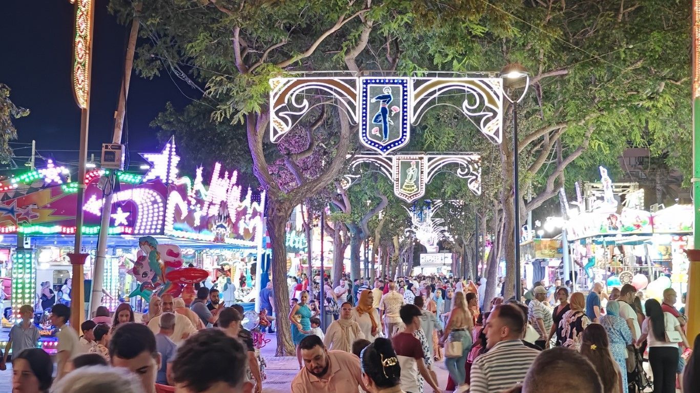 La Feria de Ceuta 2025 brillará con una iluminación 100% LED y más de 1,2 millones de puntos de luz