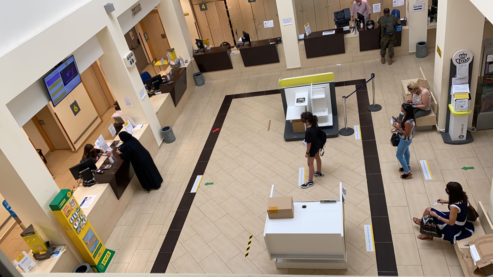 Correos facilita el acceso a la Administración Pública a través de sus oficinas de Ceuta