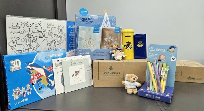 Ya están disponibles los productos navideños en las oficinas de Correos de Ceuta