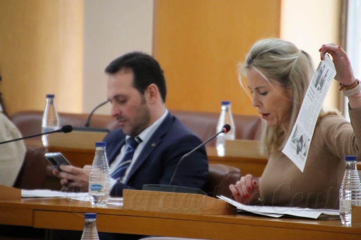 VOX condena “la hipocresía” del PP al promocionar una EBAU común tras rechazar la propuesta de la EBAU única