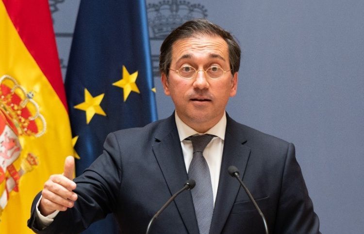 Albares admite que aún queda trabajo por hacer para abrir la aduana comercial de Ceuta