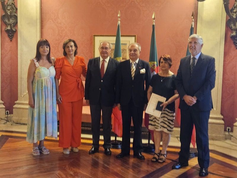 José Francisco Ríos Claro condecorado con la Medalla al Mérito de las Comunidades Portuguesas