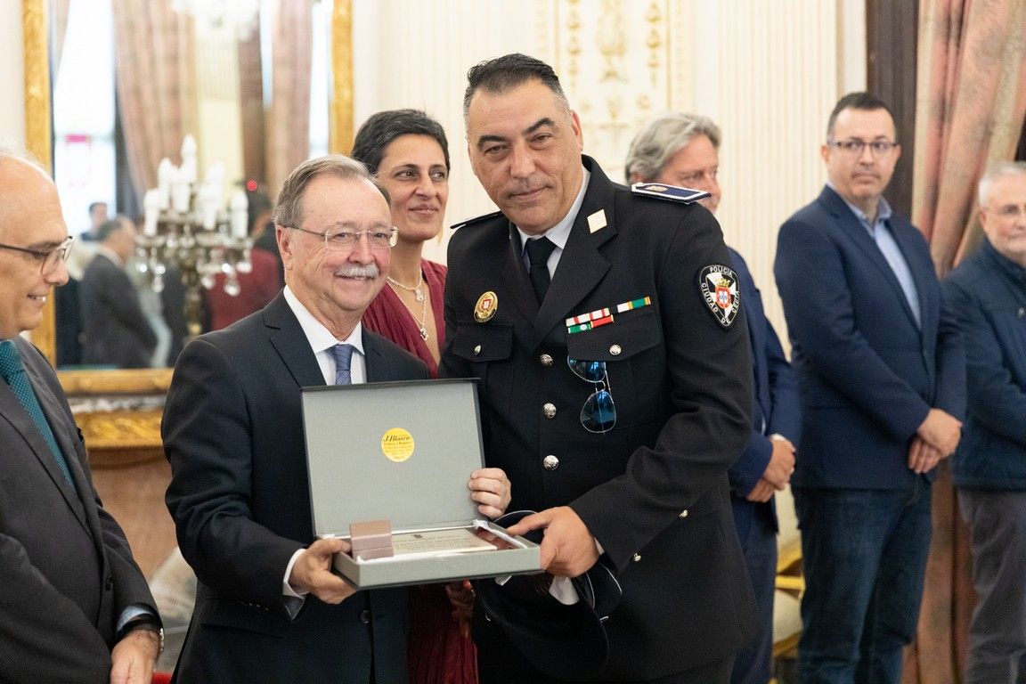 Placas Funcionarios 2024 15