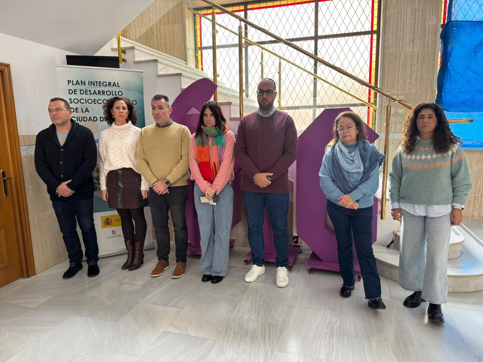 La Delegación del Gobierno recuerda a las dos últimas víctimas por violencia de género