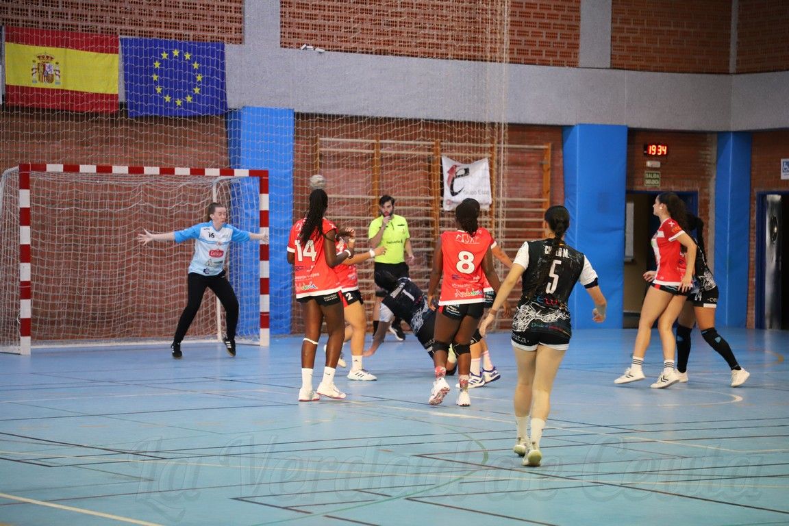 El Club Balonmano Alcobendas recibe al BM Estudiantes en un duelo clave de la División de Honor Plata Femenina