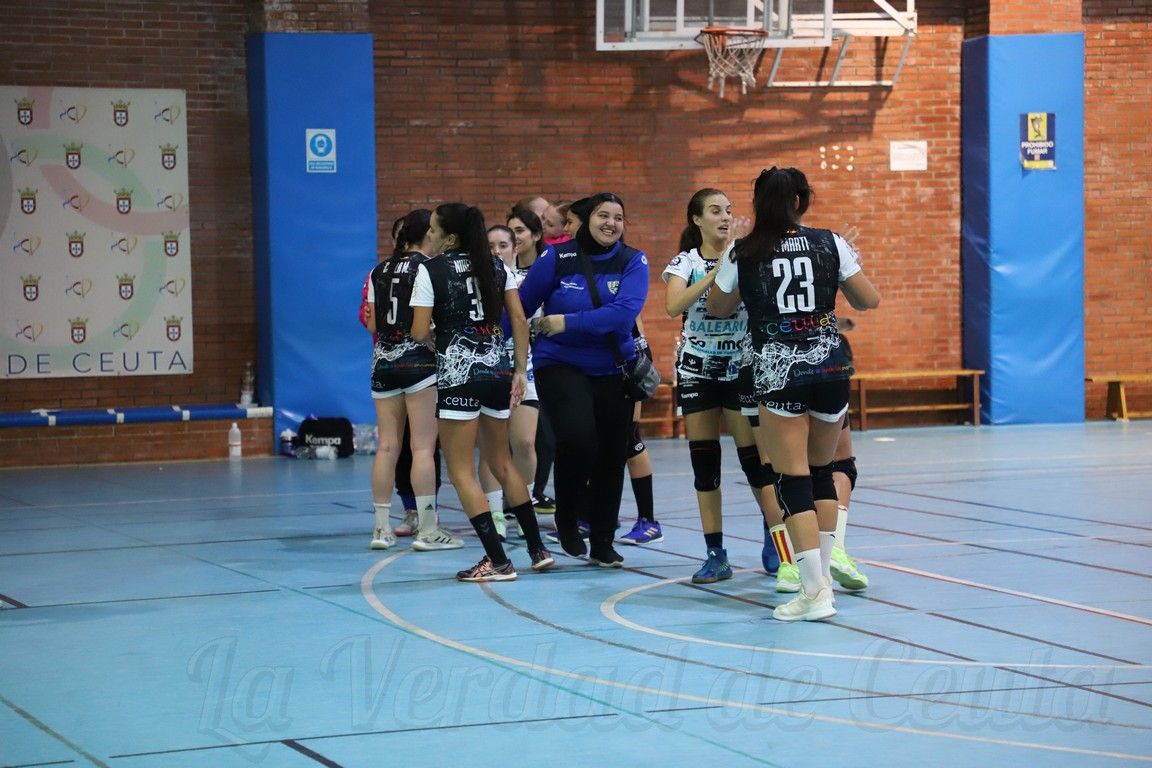 El Club BM Estudiantes no logra la victoria ante el UCAM BM Murcia (25-32) 