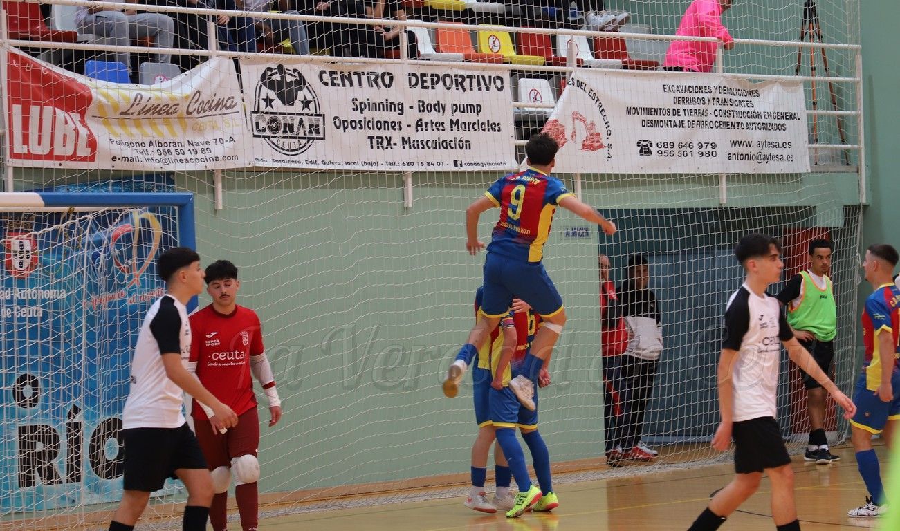 El Puerto se lleva el derbi juvenil ante el Deportivo Ceutí en un gran partido (5-6)