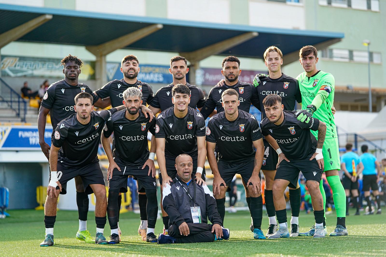 El Ceuta B deja escapar una ventaja de dos goles y empata en Tomares (2-2)