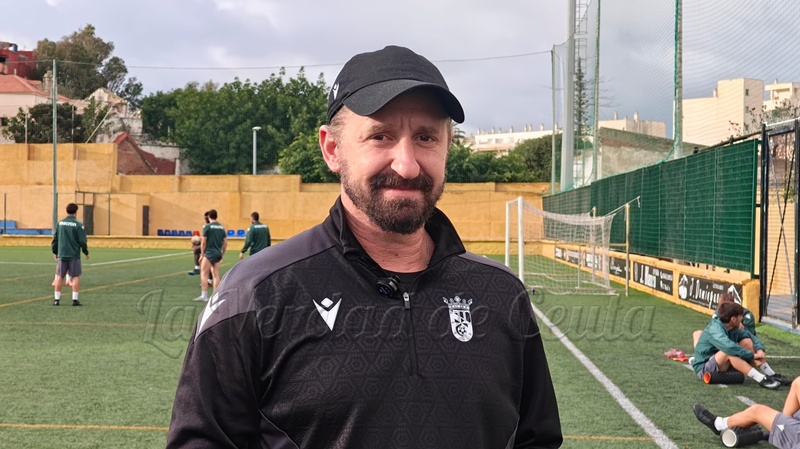 Polaco: “El campo del Conil siempre es complicado, pero queremos seguir ganando”