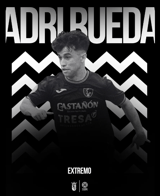 El Ceuta B firma al extremo Adri Rueda