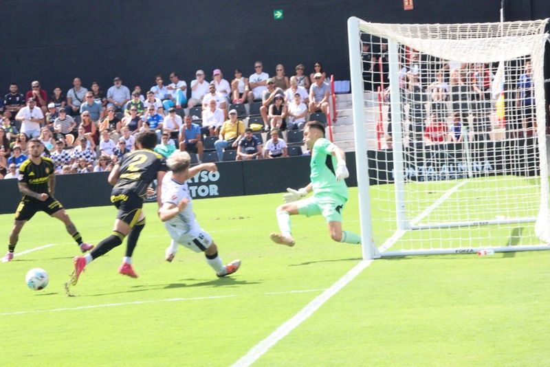13 partidos de castigo al portero del Real Zaragoza que dio un puñetazo a Jorge Pulido (Huesca)