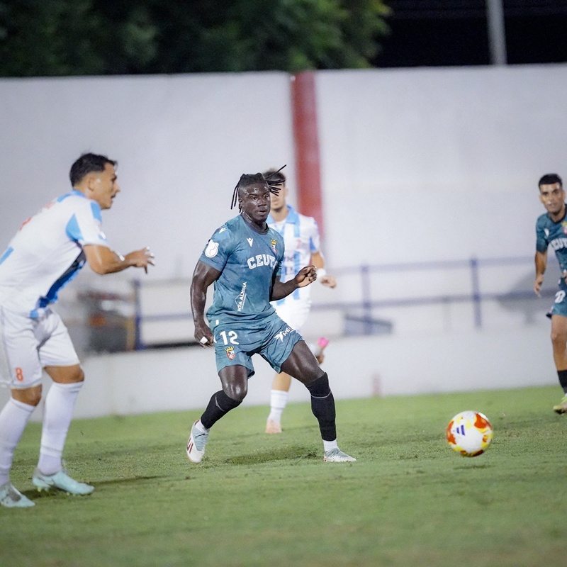 La AD Ceuta FC logra pasar con comodidad la primera ronda de la Copa del Rey (0-2) 