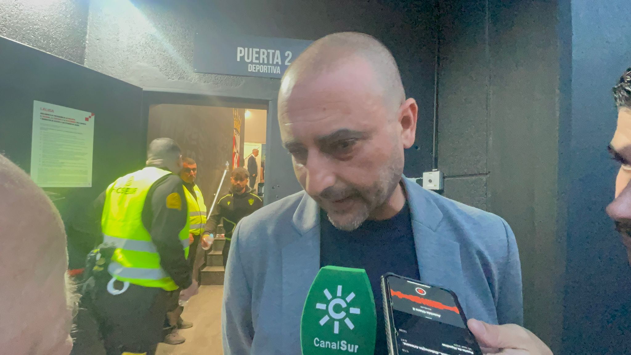 Fútbol en segundo plano tras la tragedia en el Murube