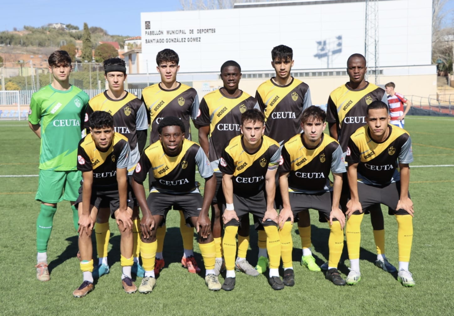 El Sporting denuncia insultos racistas en su derrota en Granada (1-0)