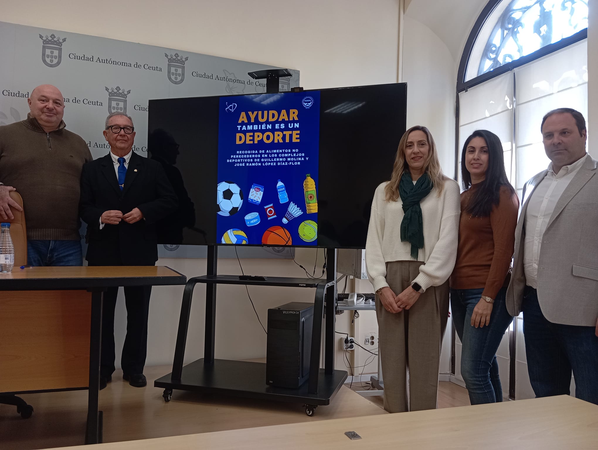 El ICD instalará un punto permanente de recogida de alimentos en los pabellones a favor del Banco de Alimentos de Ceuta