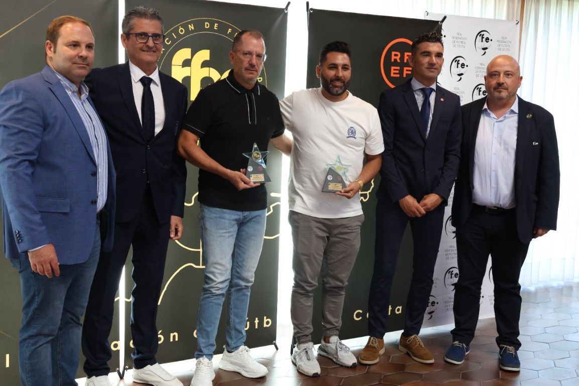 José Juan Romero y Víctor Cachón, entrenadores del año 2025  