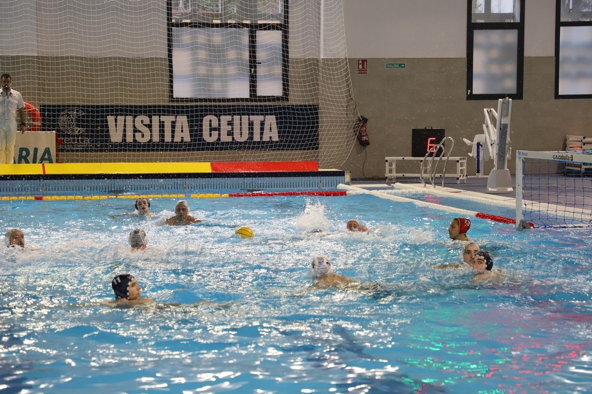 Duelo a vida o muerte en la piscina Lorena Miranda: CN Caballa vs. CN Sant Andreu se juegan la permanencia en la División de Honor