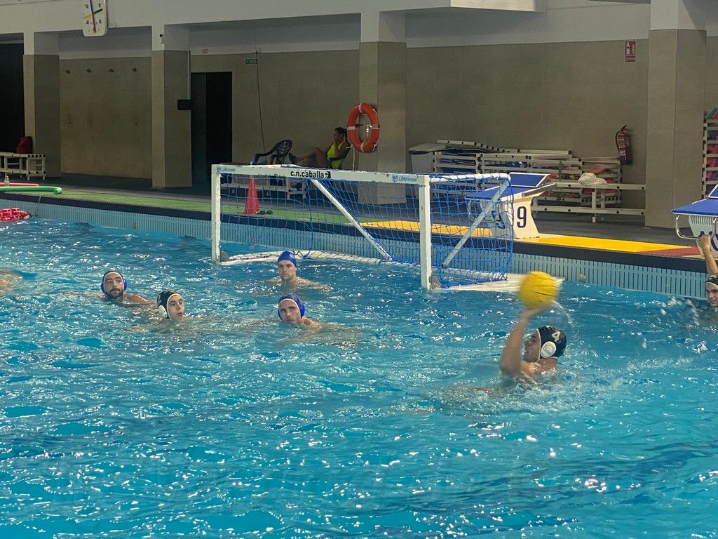El CN Caballa sucumbe ante la superioridad del CN Barcelona (16-5)