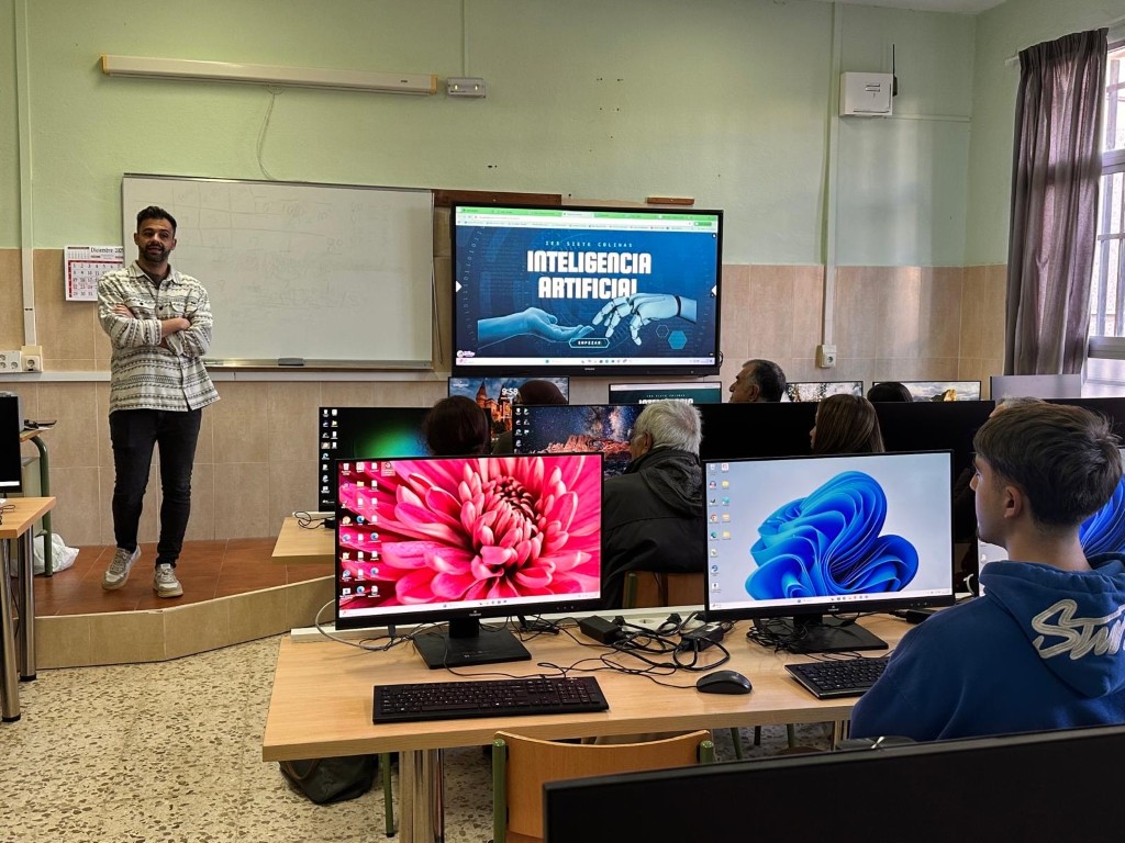 Taller de Inteligencia Artifical para mayores en el IES Siete Colinas