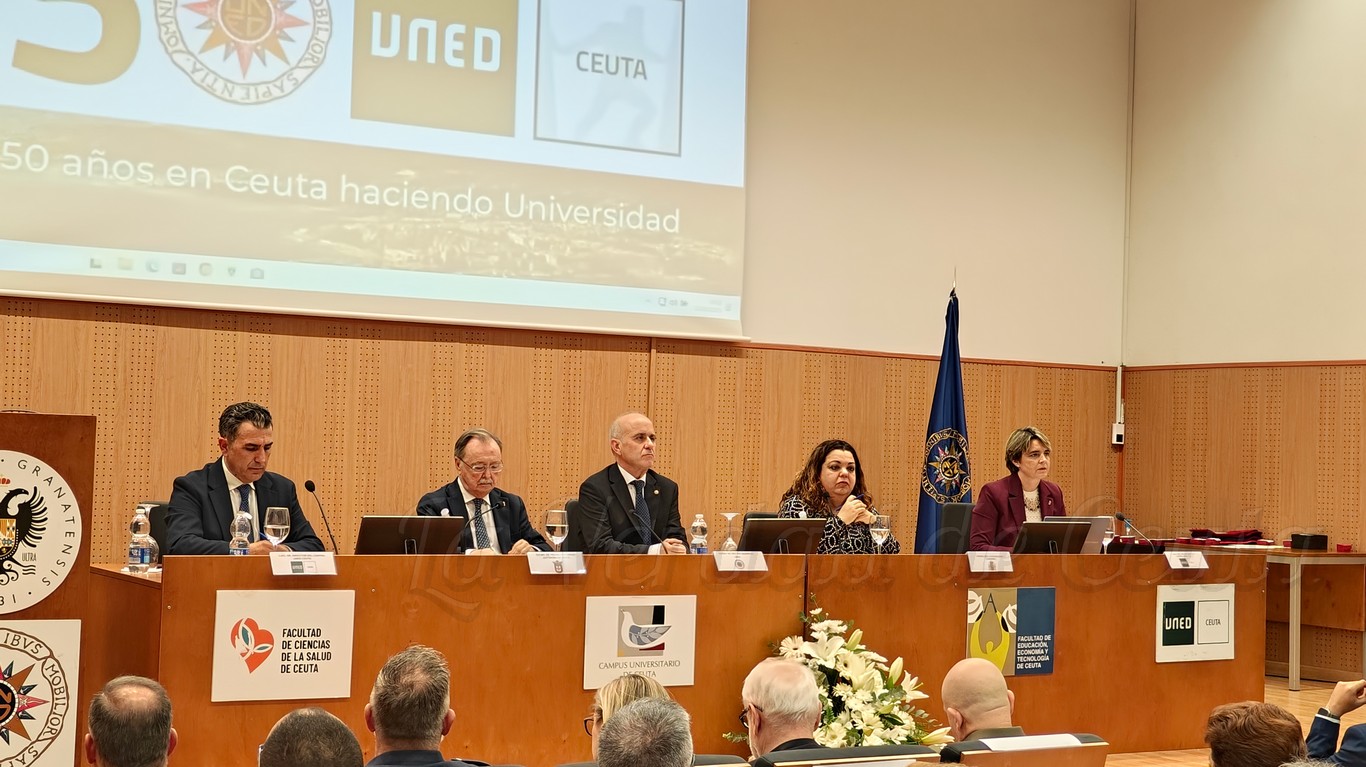 La UNED Ceuta abre su curso 2025-2026 celebrando 50 años de educación a distancia y acceso universal al conocimiento