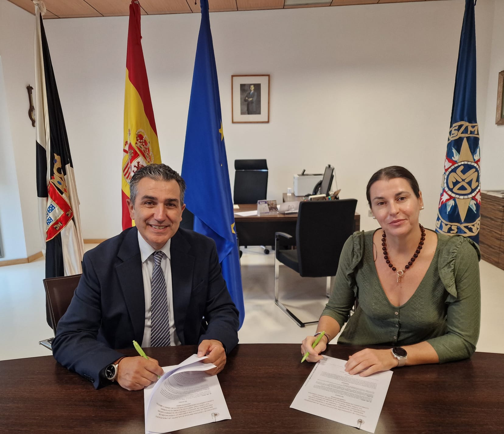 La UNED y Fampa 4 Culturas firman un convenio para prácticas de alumnos