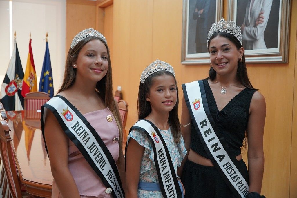 Recepcion Reinas 2025 01