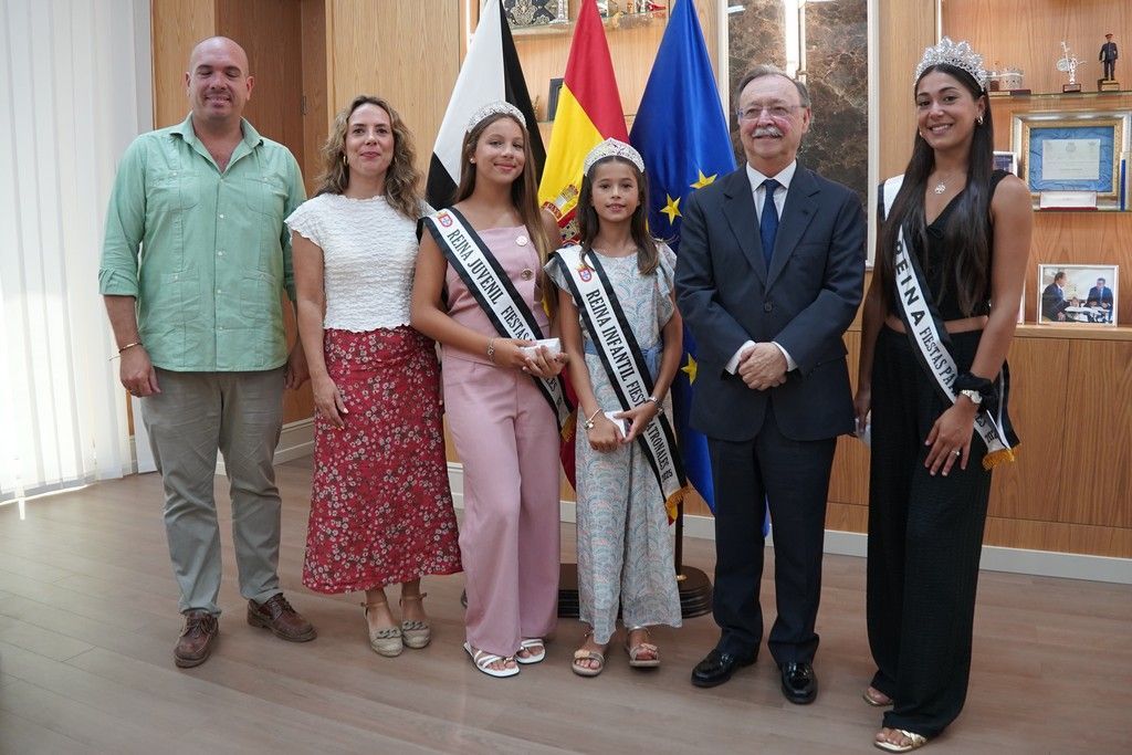 Recepcion Reinas 2025 02