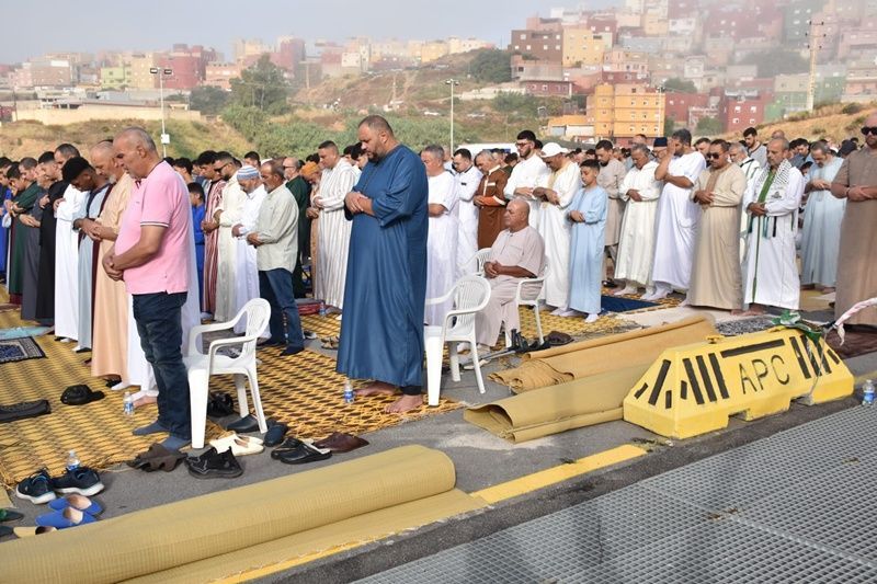 Ceuta celebra el Eid Al Adha con miles de fieles y un despliegue especial para los sacrificios