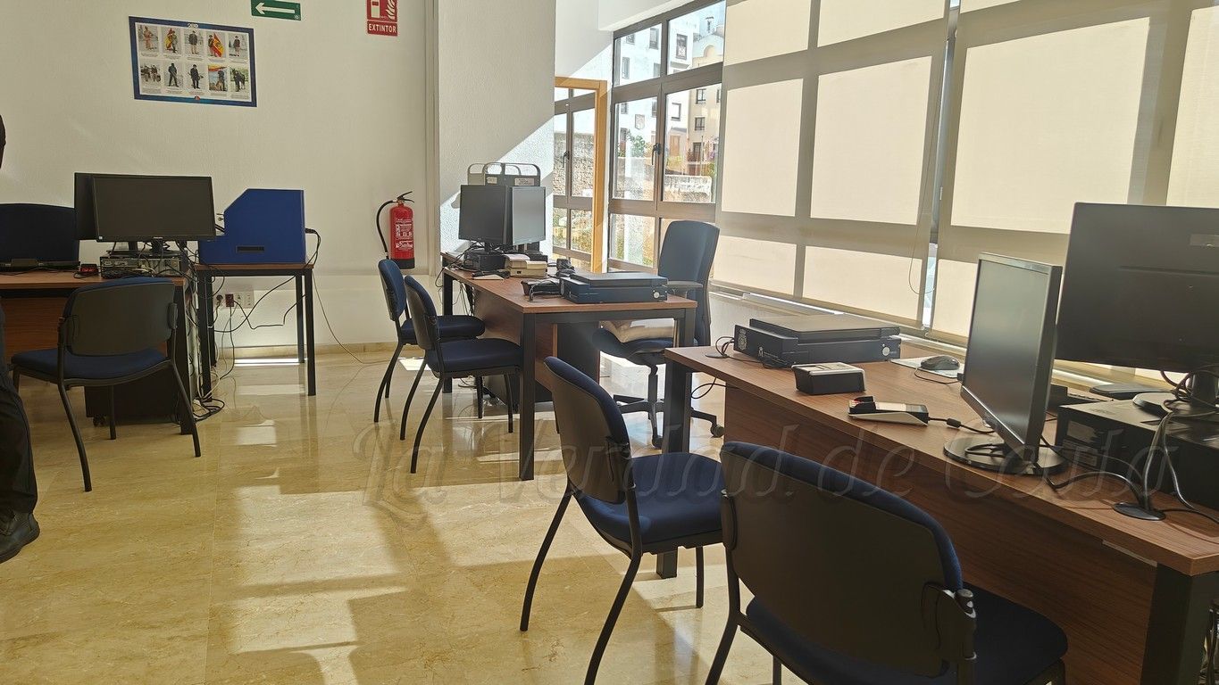 Oficina DNI Rampa Abastos 06