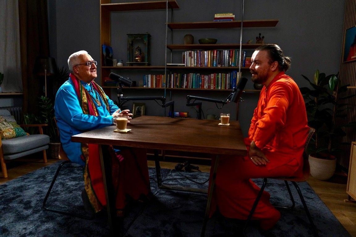 Swami Revatikanta me entrevistó para su podcast Thinking Bhakti 003