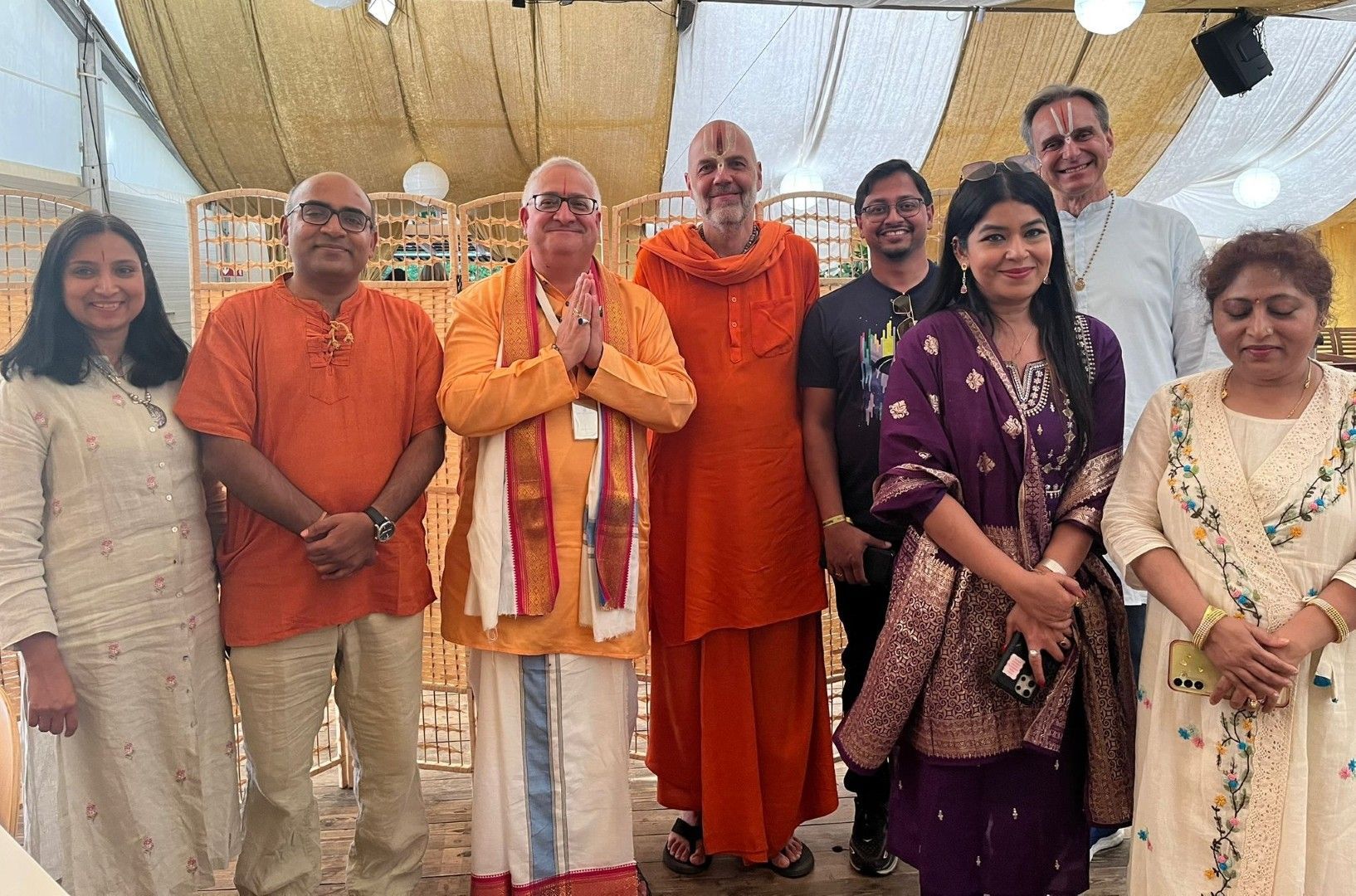 Ramchandani asiste al Just Love Festival en Alemania, el mayor evento de Bhakti Yoga de Europa