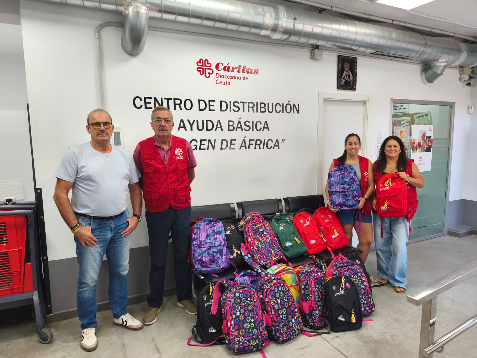 La Hermandad del Rocío repite su Campaña “Vuelta al Cole Solidaria”