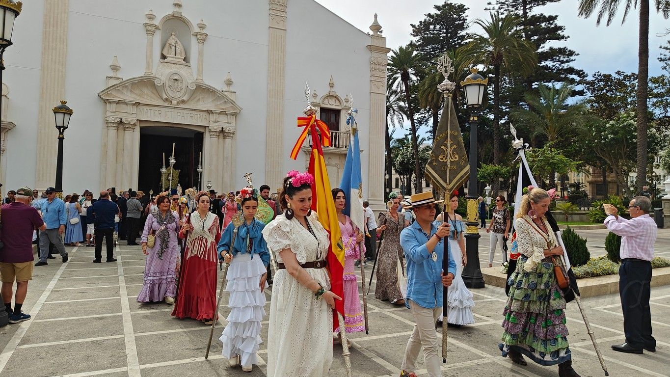 La Misa de Romero descorre el telón de la peregrinación del Rocío de Ceuta hacia la aldea almonteña