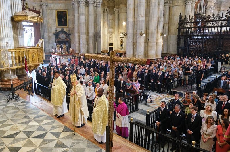 Cádiz celebra la fiesta del amor, de la esperanza y de la presencia viva de Dios en medio del mundo