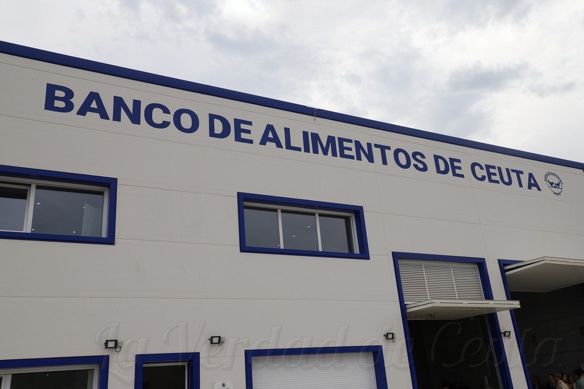 El Banco de Alimentos de Ceuta ya opera desde la nueva sede y activa un nuevo teléfono de contacto